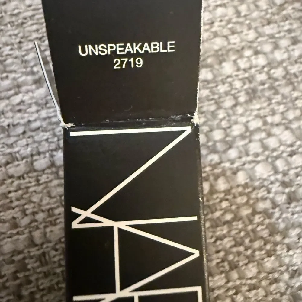 NARS Velvet Lip Gloss in Unspeakable
